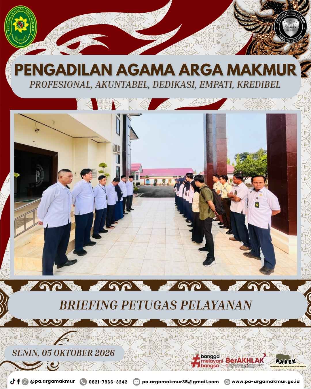 051026 Briefing petugas Layanan 1